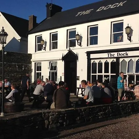 Floating Bådhotel *