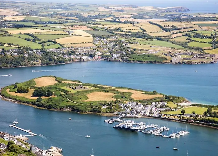 Floating Botel Kinsale